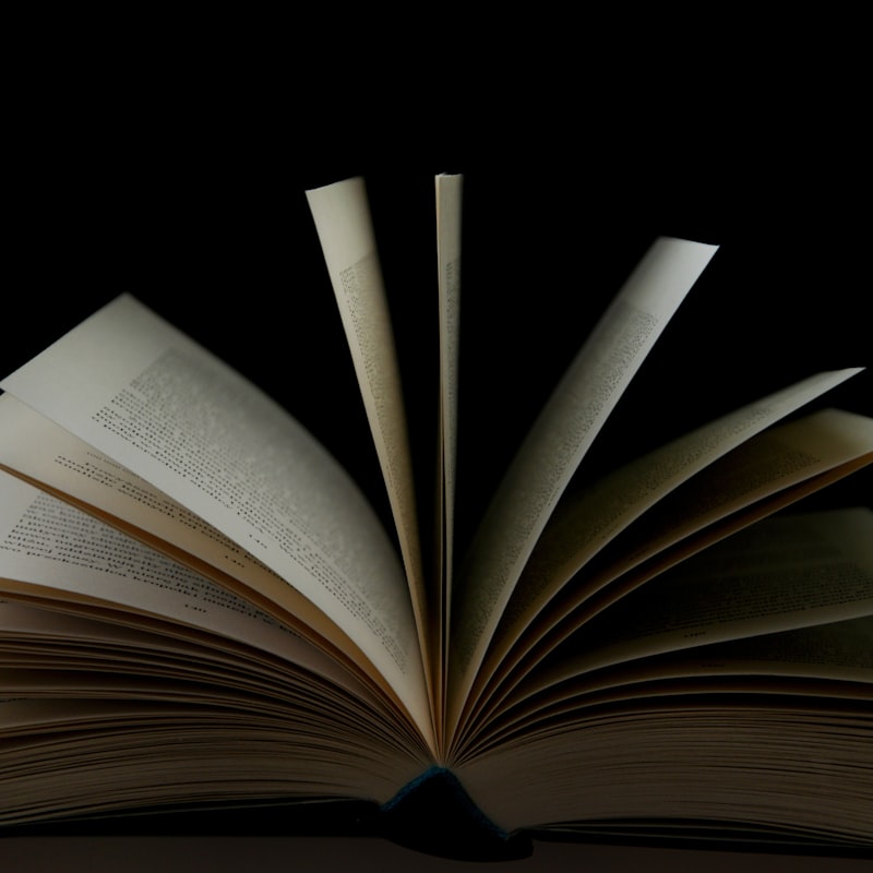 Sapiens — Yuval Noah Harari